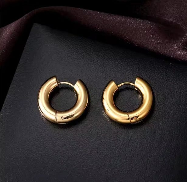 Сережки кільця бублики базові мінімалістичні сталь (діаметр 2 см) 280418 фото